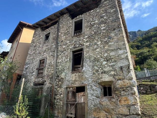 Rustico in vendita a Prave, Angolo Terme