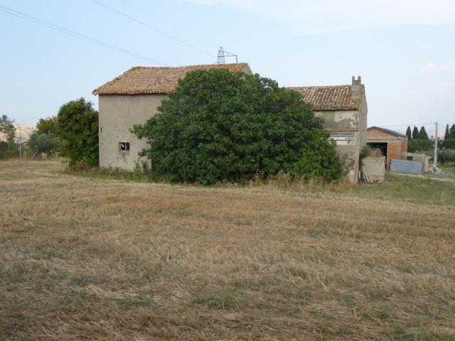 Rustico in vendita a Sant'eusanio Del Sangro, Abruzzo