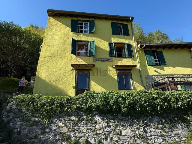 Rustico in vendita a Erli, Liguria