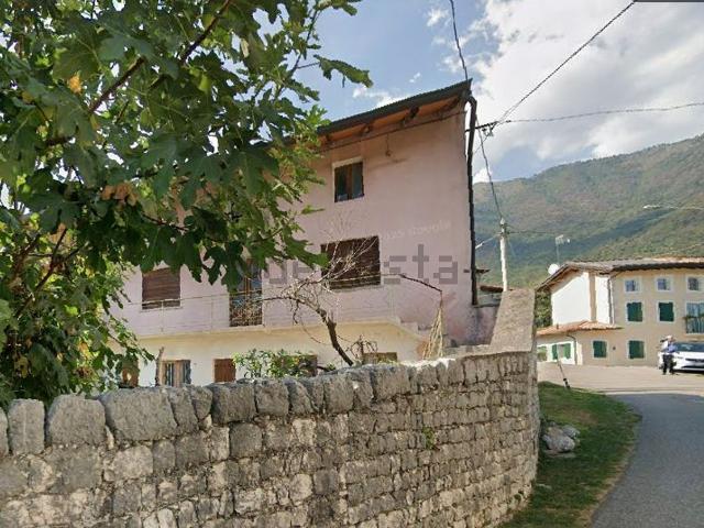 Rustico in vendita a Polcenigo, Friuli-Venezia Giulia
