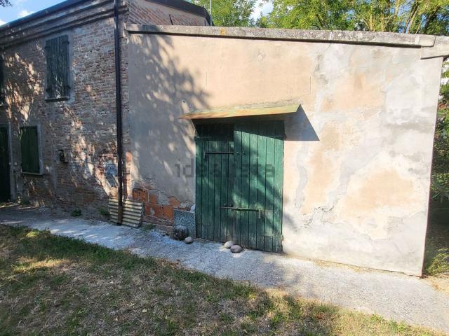 Rustico in vendita a Ferrara, Reggio Emilia