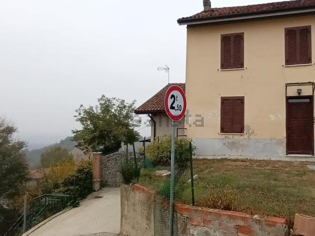 Rustico in vendita a Piemonte, Asti
