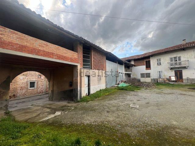 Rustico in vendita a Piemonte, Asti