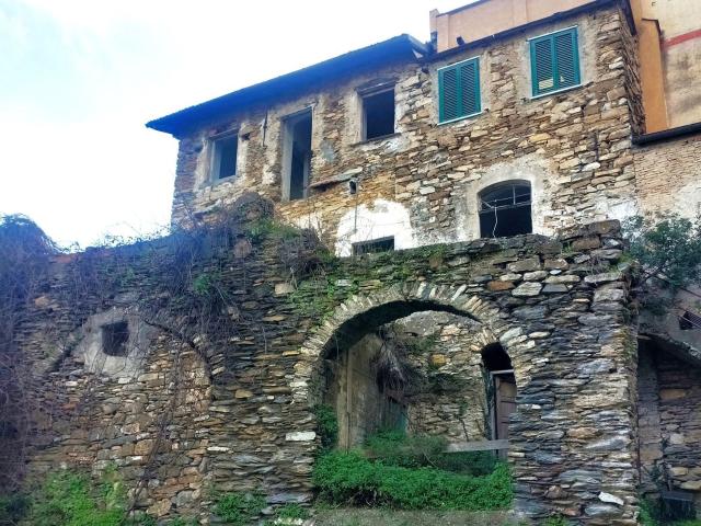 Rustico in vendita a Pietrabruna, Liguria