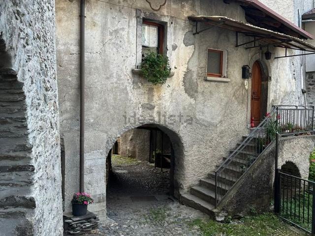 Rustico in vendita a Comunità montana della valle Camonica, Edolo
