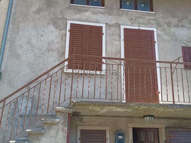 Rustico in vendita a Sabbionara, Avio