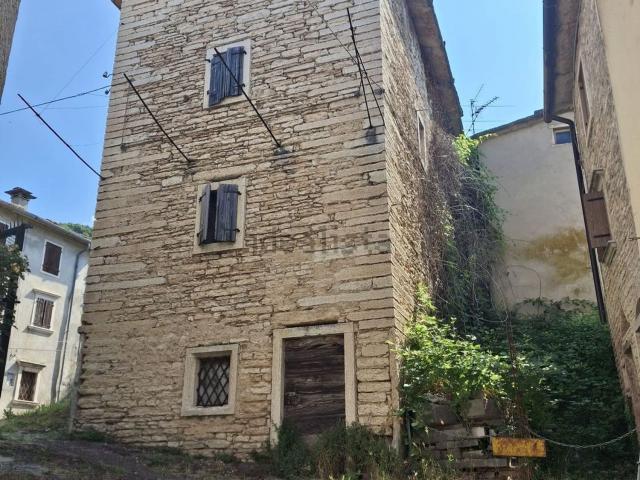 Rustico in vendita a Sant'anna D'alfaedo, Veneto