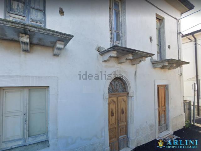 Rustico in vendita a Torre De' Passeri, Abruzzo