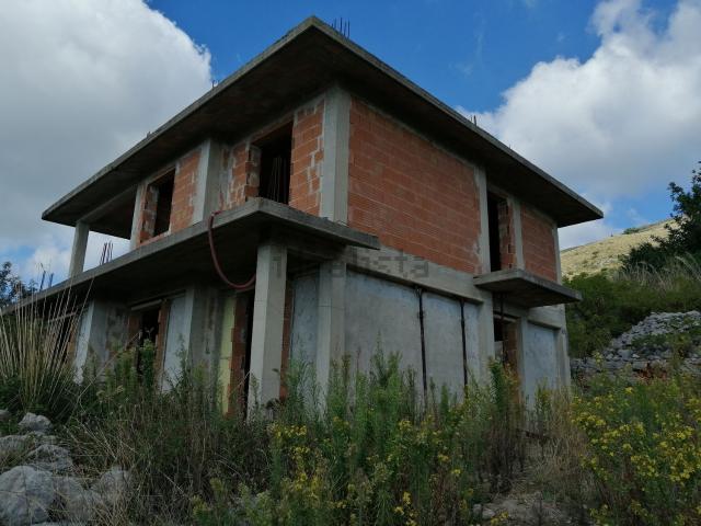 Rustico in vendita a Mezzabrino, Itri