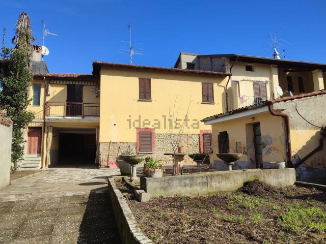 Rustico in vendita a Erbusco, Lombardia