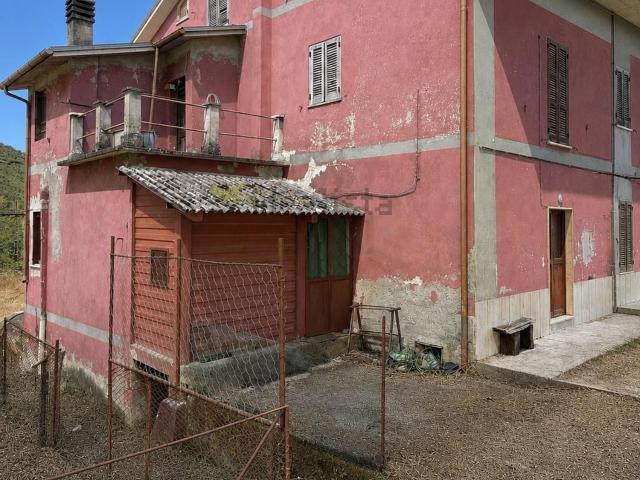 Rustico in vendita a Bivio Concerviano, Concerviano