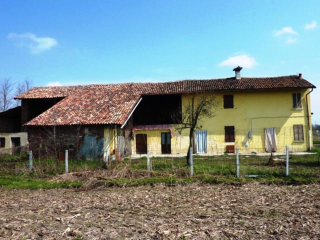 Rustico in vendita a Tromello, Lombardia