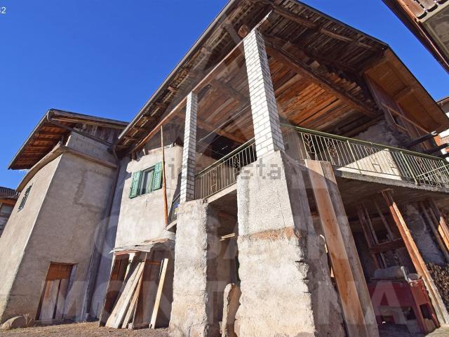 Rustico in vendita a Comunità della Valle di Cembra, Grumes