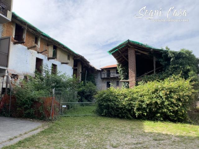 Rustico in vendita a Gaggiolo, Piemonte