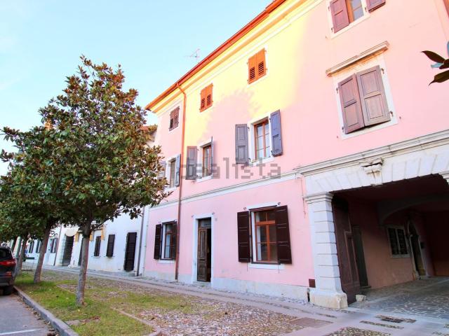 Rustico in vendita a Tapogliano, Friuli-Venezia Giulia