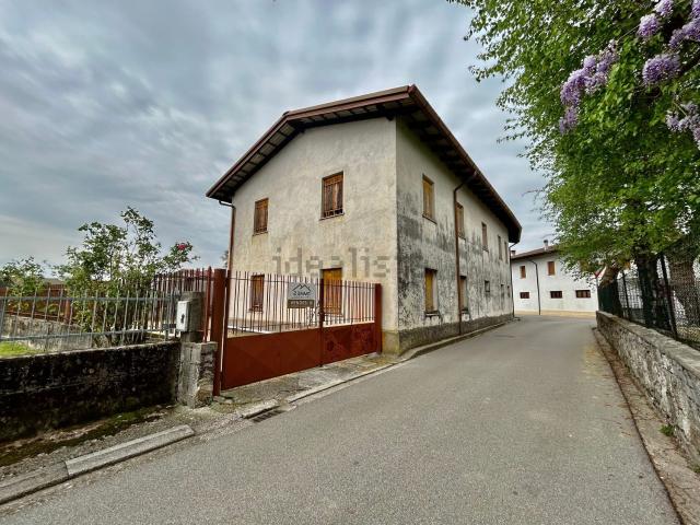 Rustico in vendita a Nimis, Friuli-Venezia Giulia