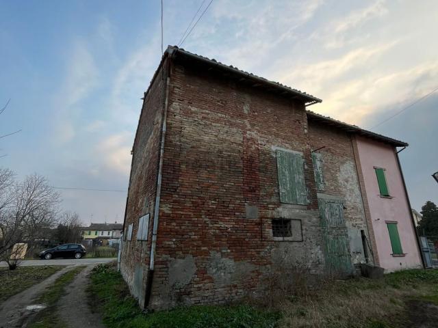 Rustico in vendita a Sorbolo Mezzani, Sorbolo