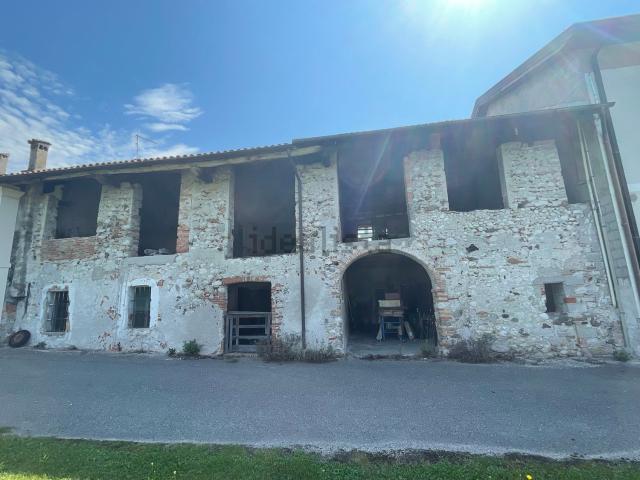 Rustico in vendita a Santa Giustina Bellunese, Veneto