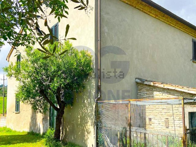 Rustico in vendita a Montegridolfo, Reggio Emilia