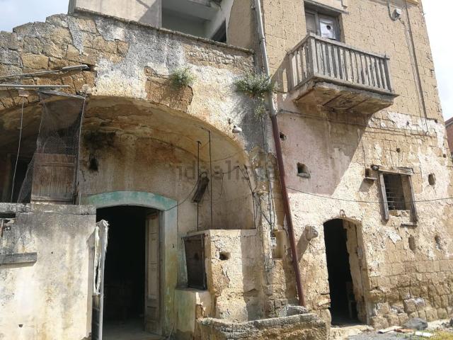 Rustico in vendita a Santa Maria A Vico, Campania