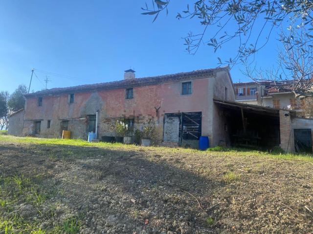 Rustico in vendita a Mondavio, Pesaro e Urbino