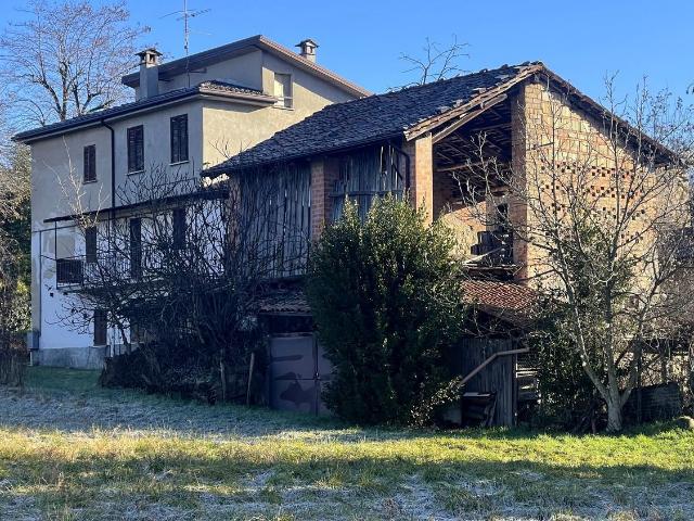 Rustico in vendita a Varzi, Lombardia