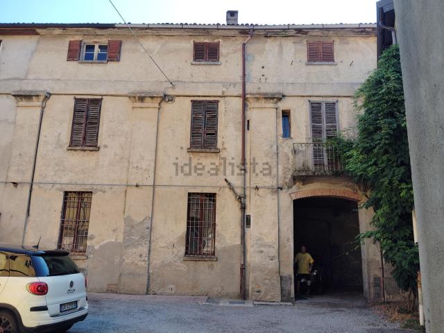 Rustico in vendita a Albese con Cassano, Albese