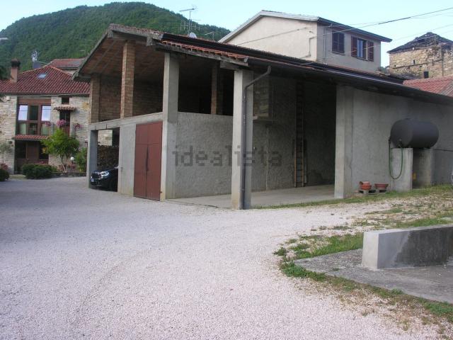 Rustico in vendita a Vernasca, Reggio Emilia
