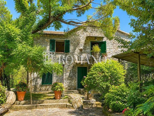 Rustico in vendita a Le rocche di Santa Maria, Rapallo