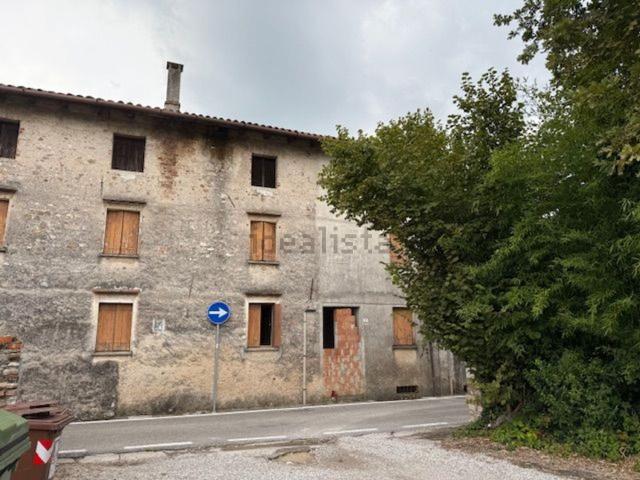 Rustico in vendita a Basiliano, Friuli-Venezia Giulia