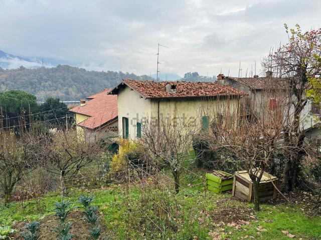 Rustico in vendita a Valgreghentino, Lombardia