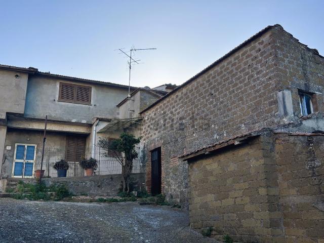 Rustico in vendita a Le Mosse, Montefiascone