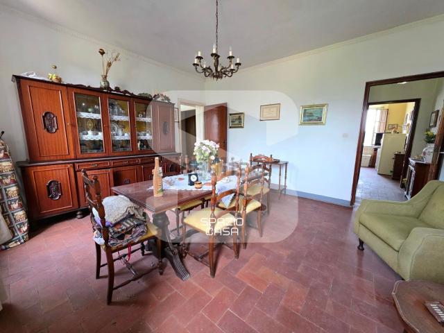 Rustico in vendita a Parezzana, Capannori