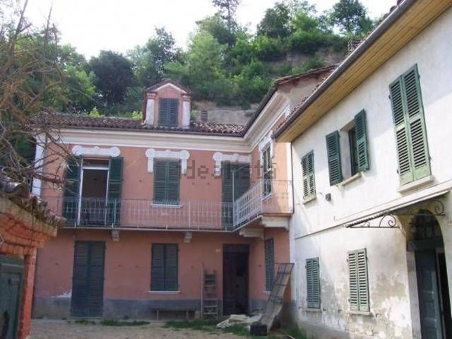 Rustico in vendita a Piemonte, Asti