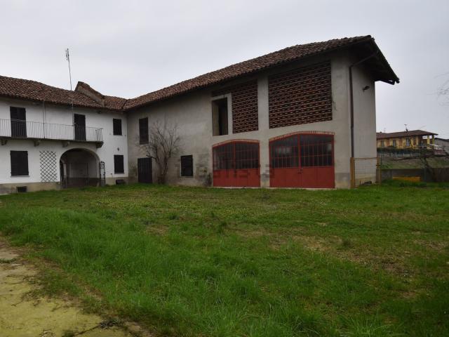 Rustico in vendita a Piemonte, Asti
