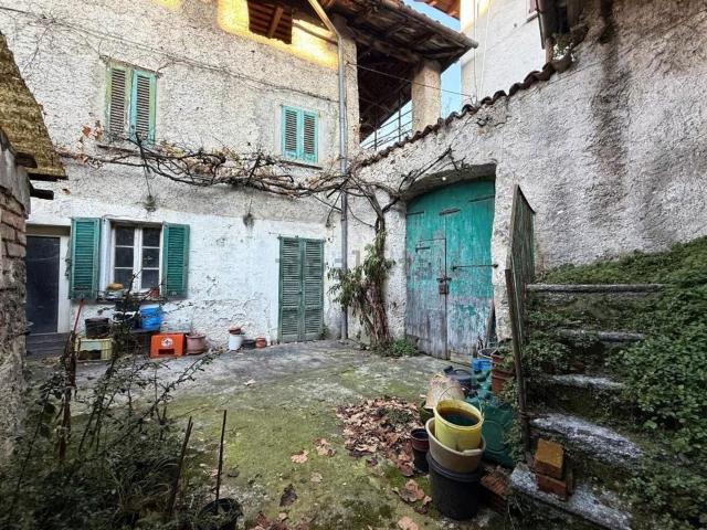 Rustico in vendita a Visino, Valbrona