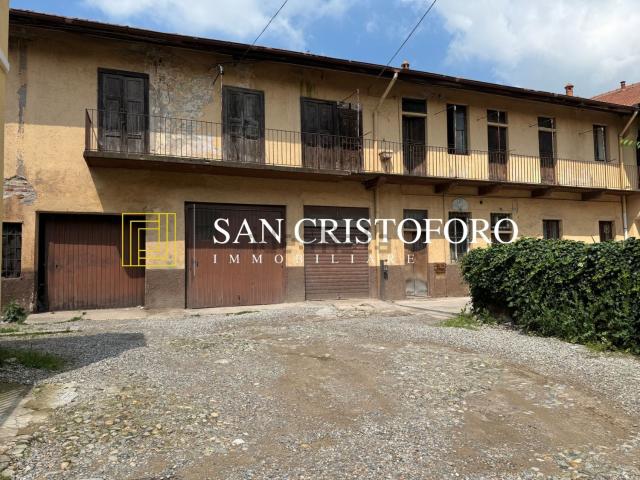 Rustico in vendita a Cassina Pertusella, Caronno Pertusella