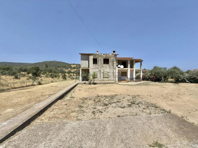 Rustico in vendita a San Lorenzo, Agrustos
