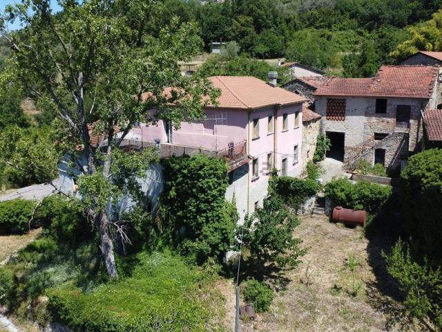 Rustico in vendita a Magliano, Fivizzano