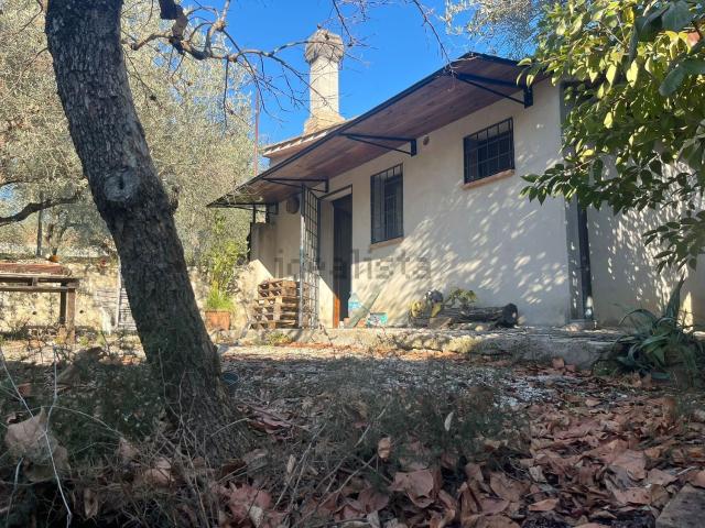 Rustico in vendita a Amelia, Umbria