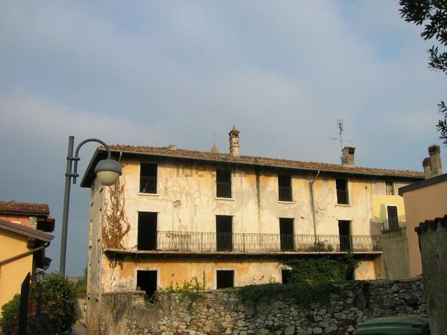 Rustico in vendita a Montinelle, Manerba del Garda