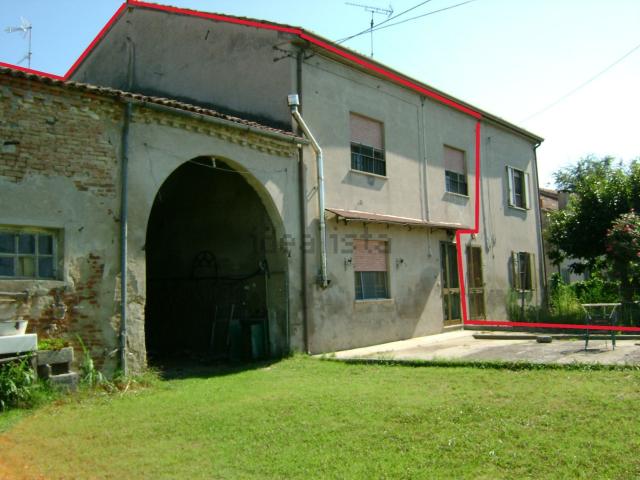 Rustico in vendita a Vallicella Bassa, Ficarolo