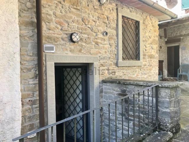 Rustico in vendita a Firenzuola, Toscana