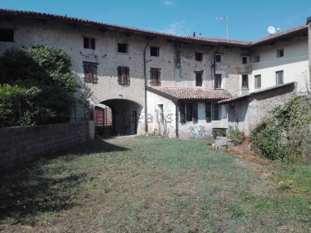 Rustico in vendita a Basiliano, Friuli-Venezia Giulia