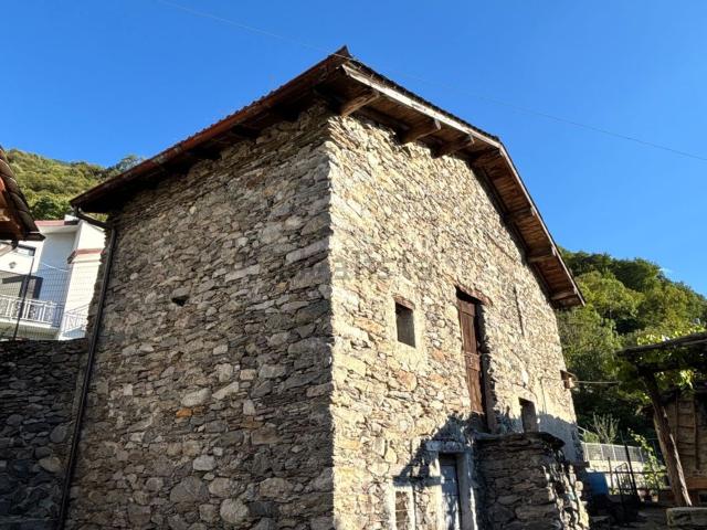 Rustico in vendita a Comunità montana della Valchiavenna, Verceia