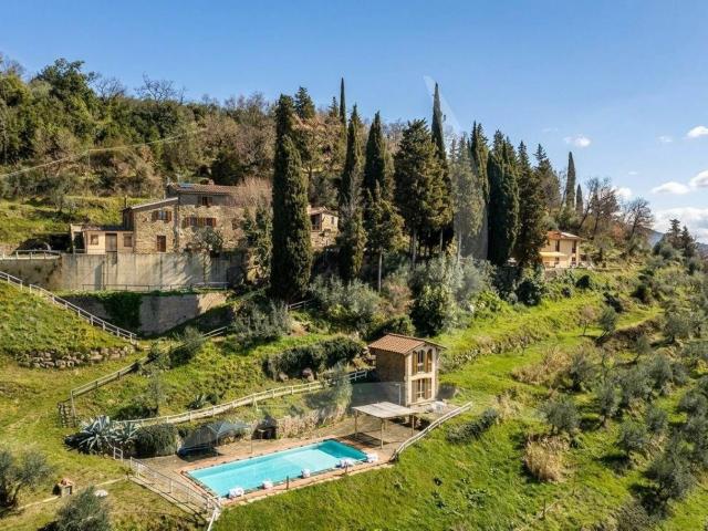 Rustico in vendita a Loro Ciuffenna, Toscana