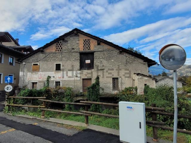 Rustico in vendita a Aymavilles, Aosta