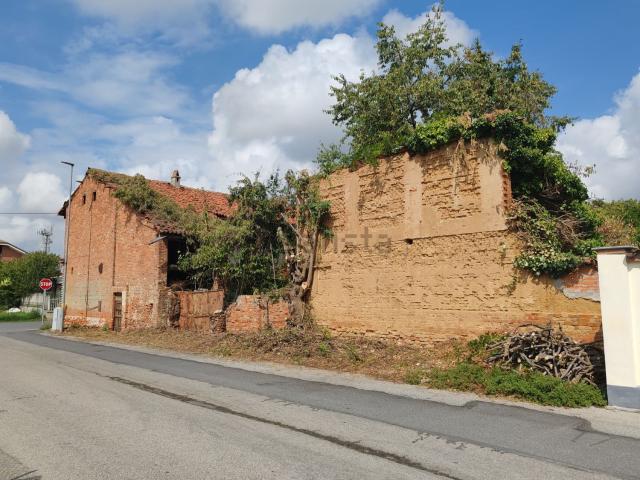 Rustico in vendita a Sommariva del Bosco, Cuneo