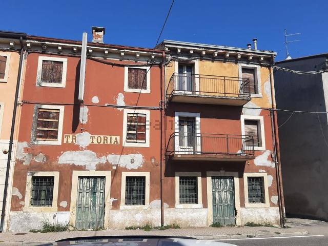 Rustico in vendita a San Massimo, Verona