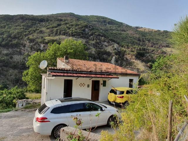 Rustico in vendita a Calabria, Cosenza
